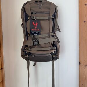 Brown Tactical Backpack for Men Badlands Diablo VT Hunting Backpack Mud NWT